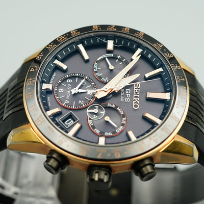 *Exc+5 Box & Paper* SEIKO ASTRON 5X53-0AB0 Solar Black Dial 43mm Mens Watch