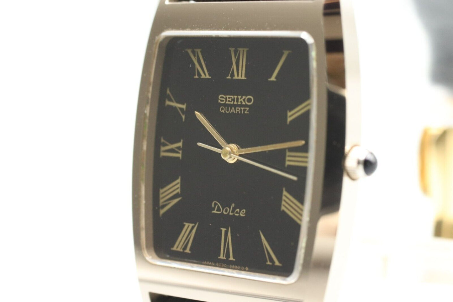 Vintage 1981 [N MINT+3] SEIKO Dolce 6030-5320 Quartz Tank Roman Black Dial JAPAN