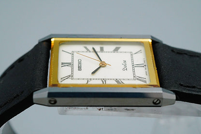 *NEAR MINT* Vintage SEIKO DOLCE 7321-6170 Quartz White Rectangle 24mm Mens Watch