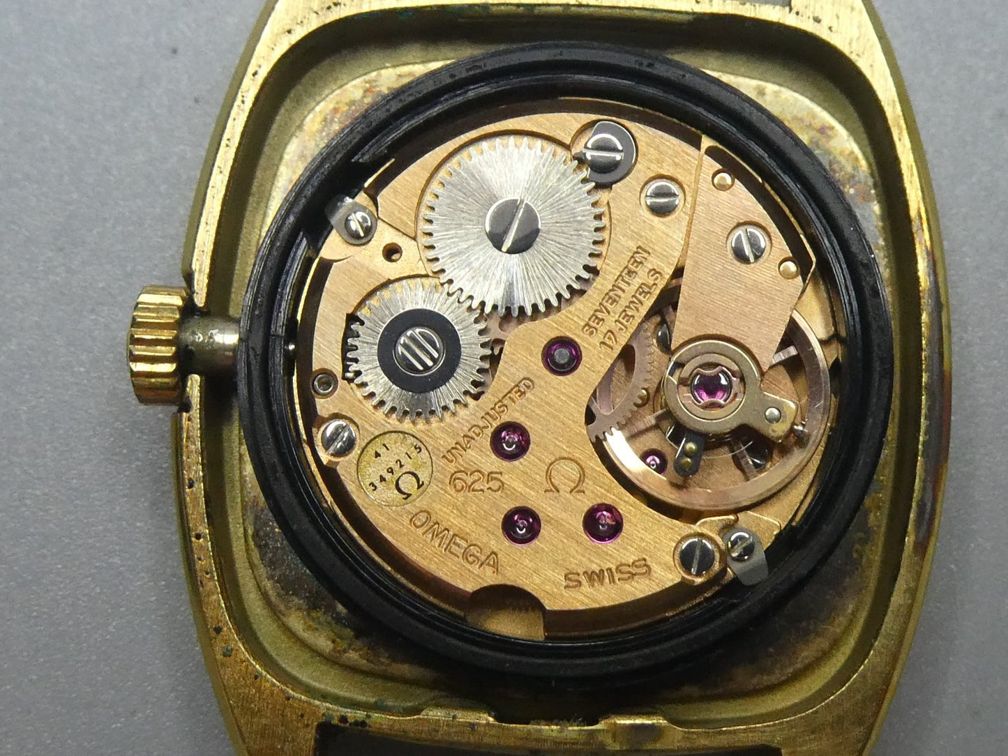 N MINT Vintage 1971 OMEGA De Ville Cal.625 Hand Wind Gold 25mm Women Watch