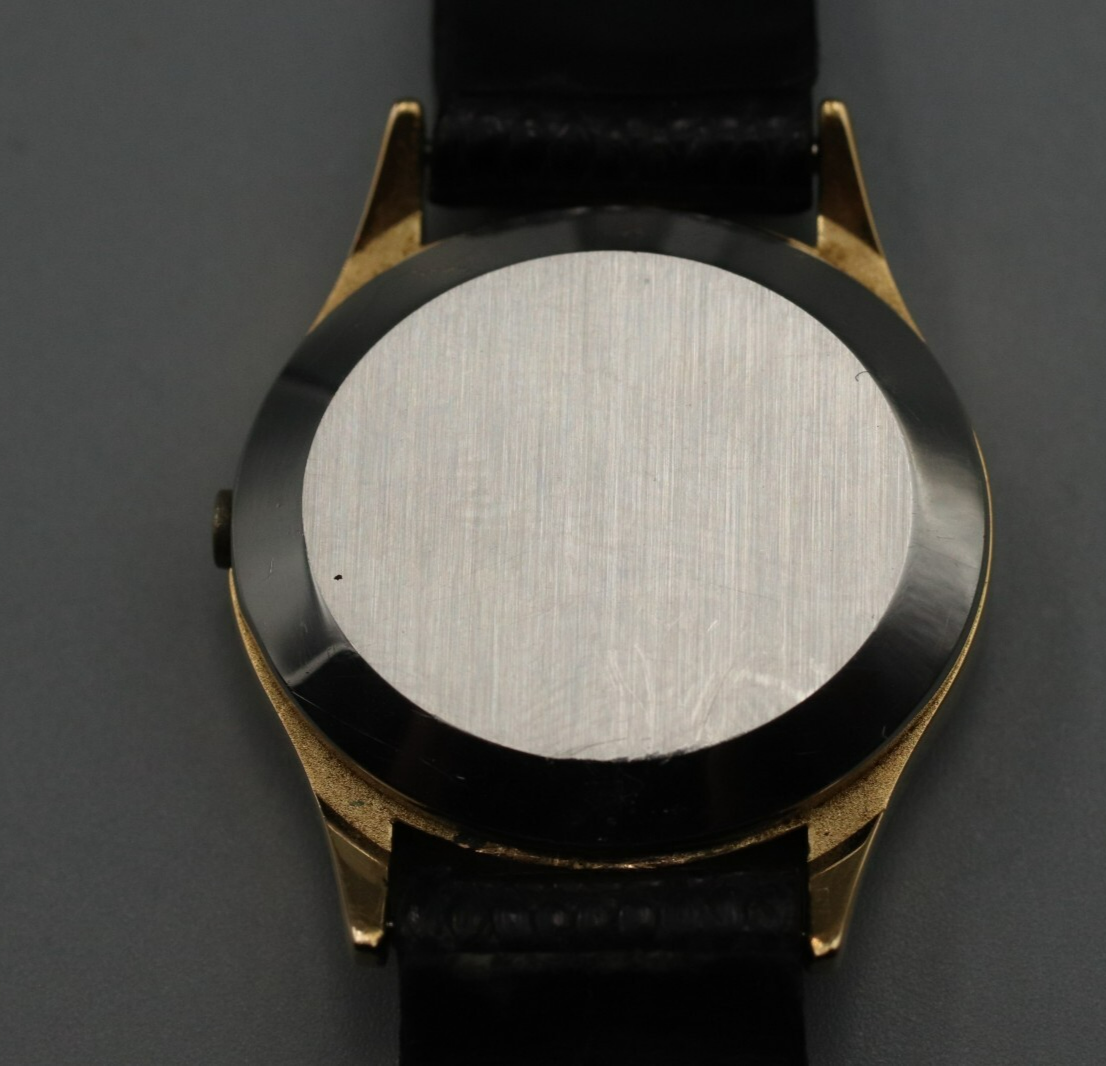 *NEAR MINT* Vintage OMEGA De Ville 591.0022 Quartz Gold Dial Round Women Watch