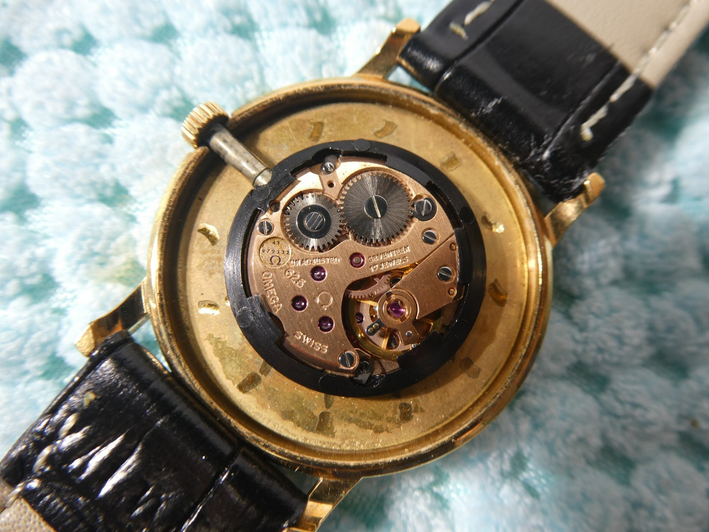 N MINT Vintage 1979 OMEGA De Ville Cal.625 Hand Wind Gold Round 32mm Mens Watch