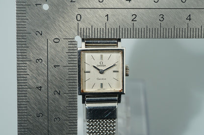 N MINT Vintage 1969 OMEGA Geneve Hand Wind Silver Square 17mm Women Watch