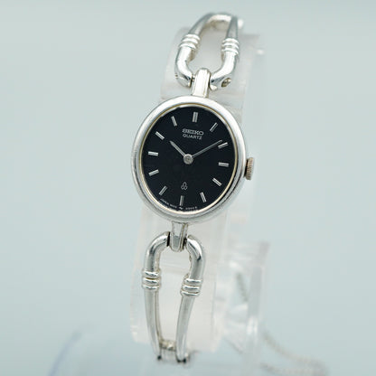 *Exc+5* Vintage SEIKO Vintage 1400-5180 Quartz Black Round 18mm Women Watch