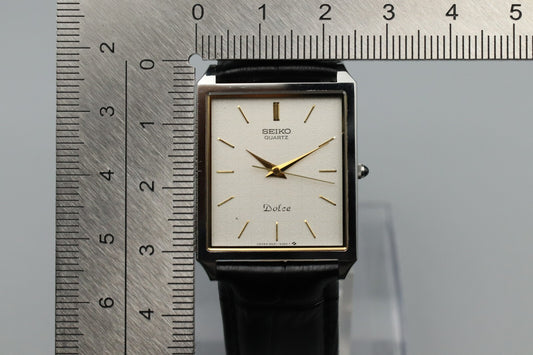 *NEAR MINT* Vintage SEIKO Dolce 9521-5050 Quartz White Dial Tank Mens Watch JP