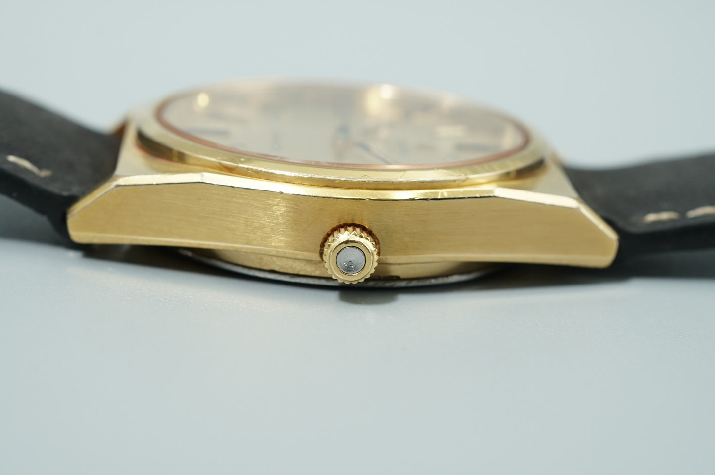 *Exc+5* Vintage 1979 OMEGA Seamaster Ref.1342 Qz Gold Dial Round 35mm Mens Watch