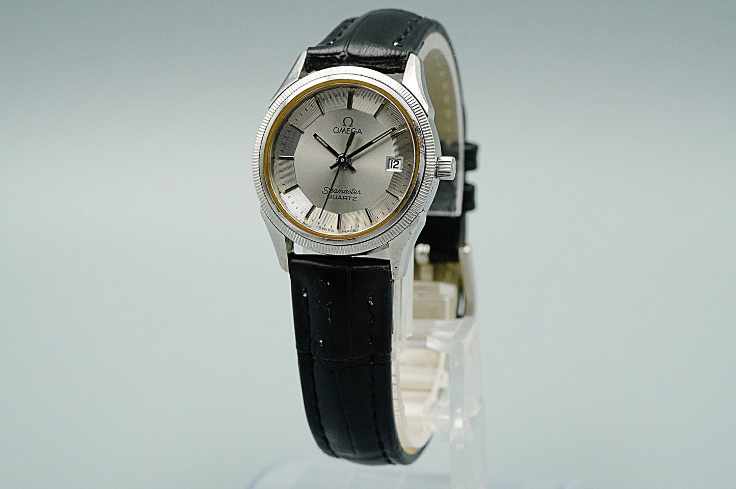 RARE *N MINT* Vintage OMEGA Seamaster pie pan Dial Cal.1380 Qz 25mm Women Watch