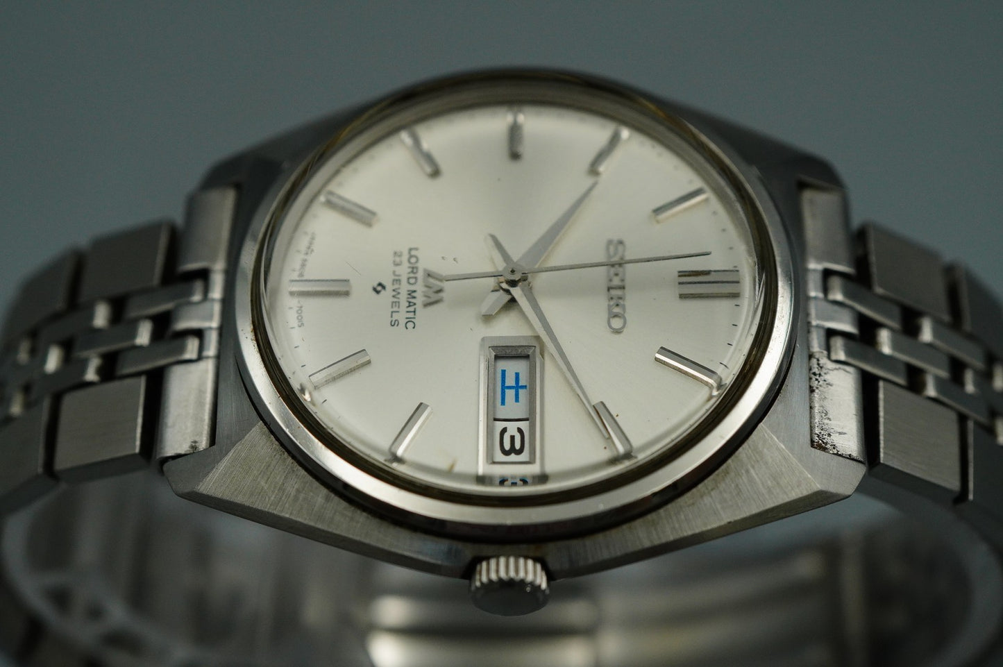 N MINT Vintage SEIKO LORD MATIC 5606-7000 Automatic Silver Round 36mm Mens Watch