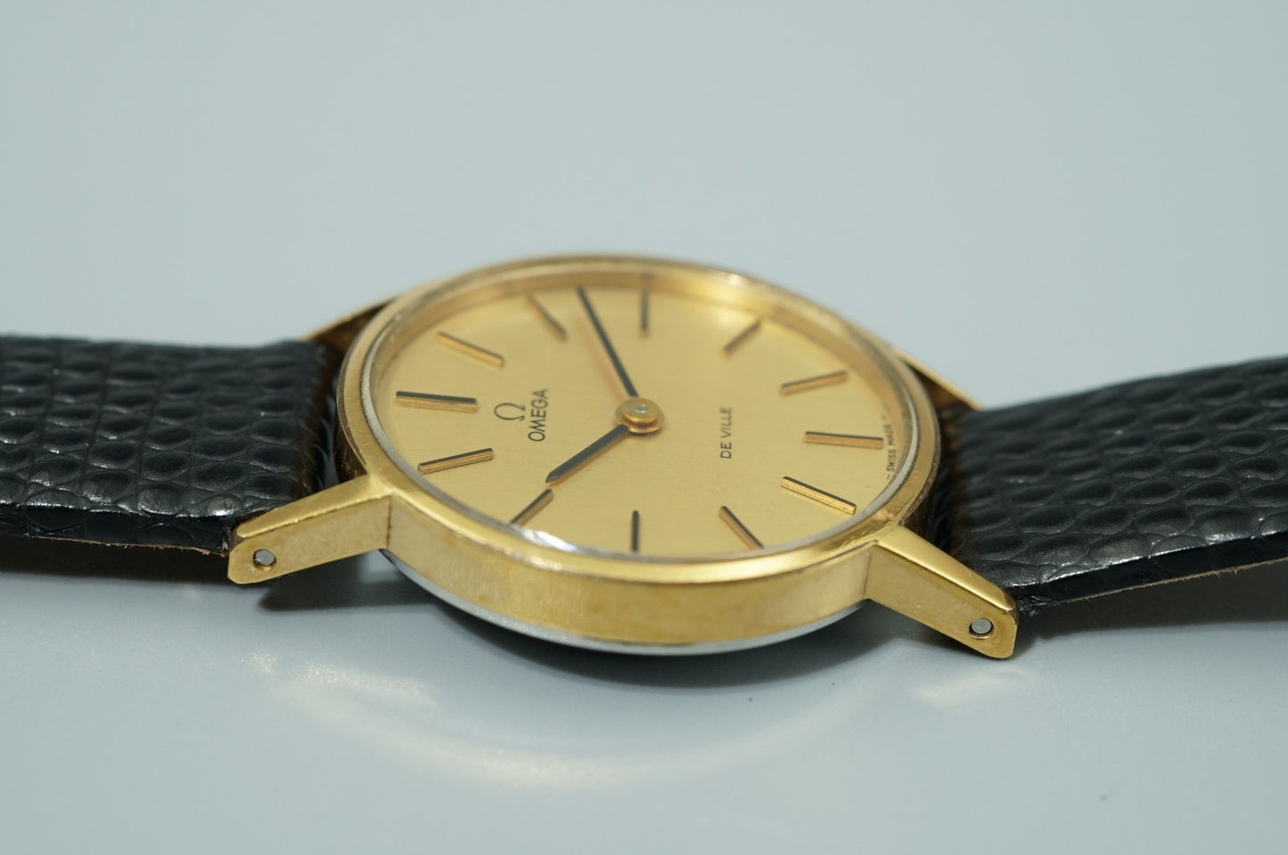 *NEAR MINT* Vintage OMEGA De Ville Cal.625 Hand Winding Gold Dial Women Watch