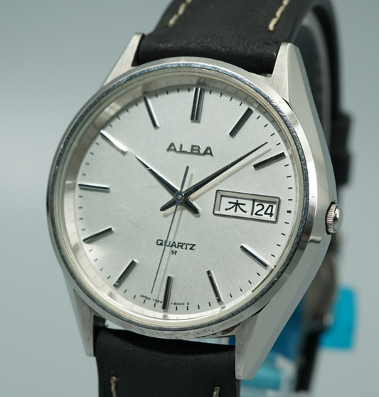 *NEAR MINT* Vintage 1982 SEIKO  ALBA Y563-8030 Qz Silver Round 36mm Mens Watch