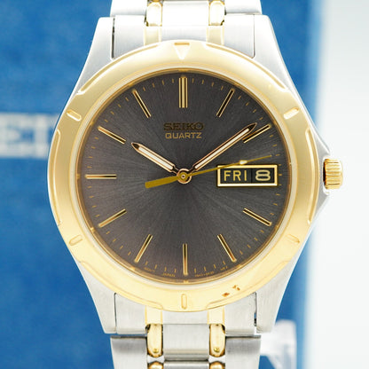 *MINT* Vintage 1994 SEIKO 7N43-6A09 Quartz Gray Dial Round 36mm Mens Watch