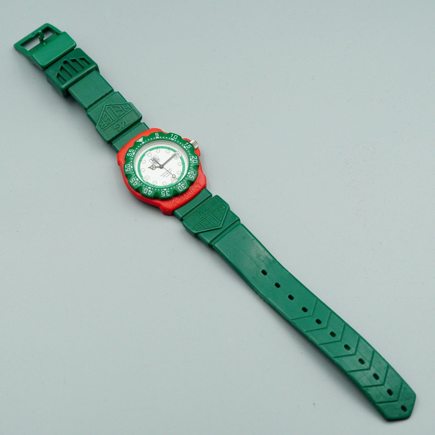 N MINT Vintage 1990s TAG Heuer Formula 1 384.513/1 Quartz White 35mm Mens Watch