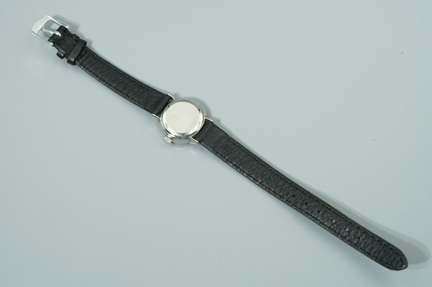 *N MINT* Vintage OMEGA De Ville Hand Winding Silver Cross Line 22mm Women Watch