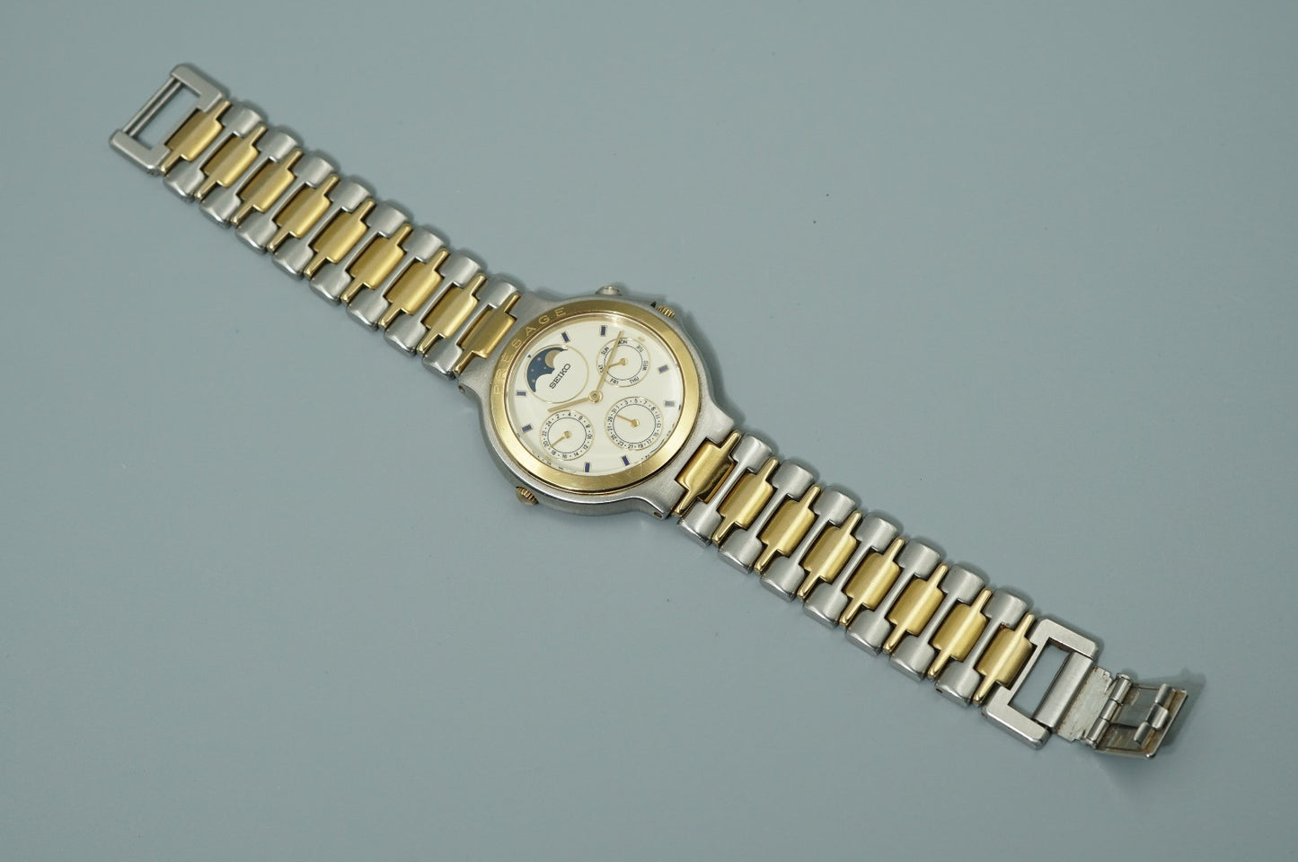 Vintage 1988 SEIKO Presage Moonphase 7F38-6040 Quartz White 35mm Mens Watch