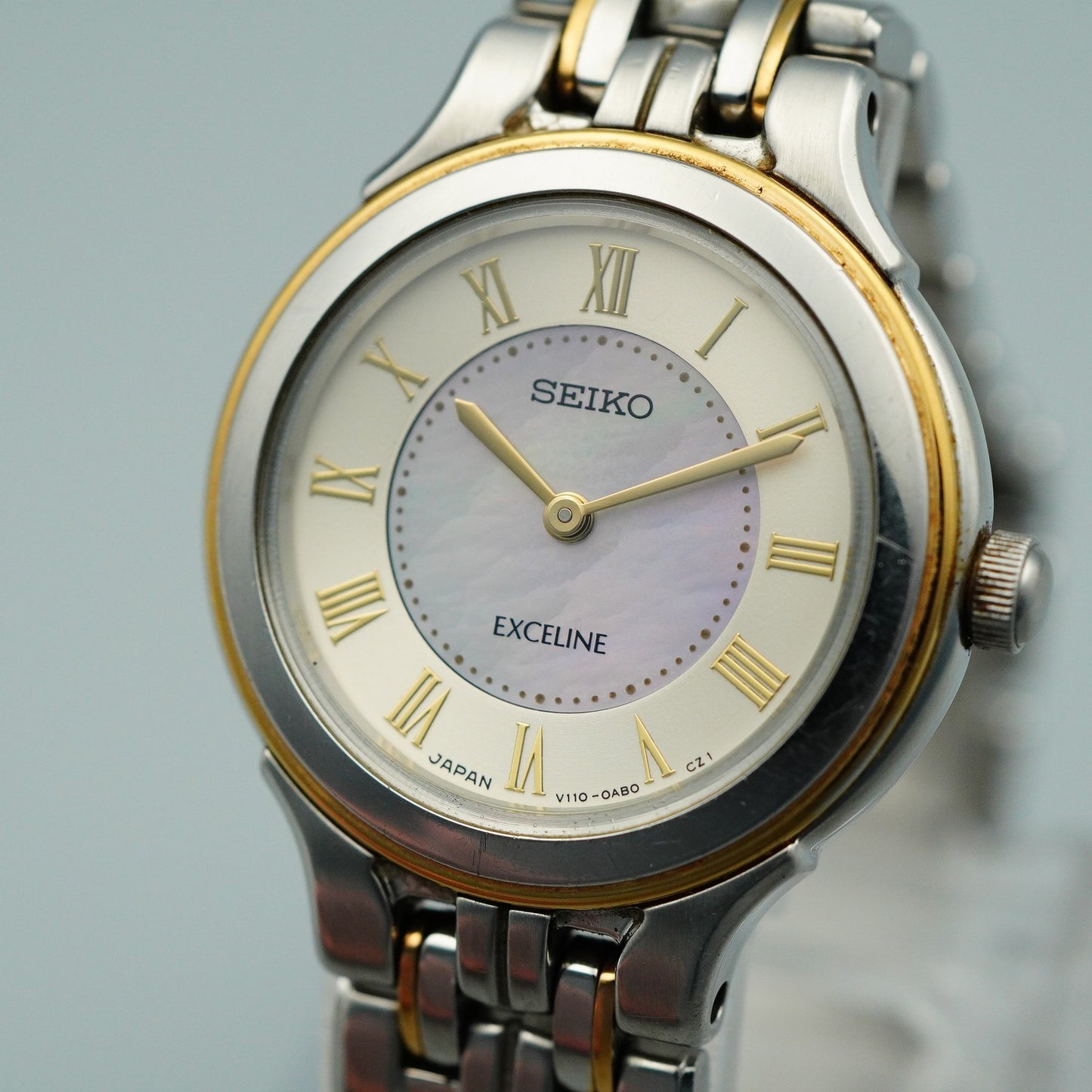 *NEAR MINT* SEIKO Exceline V110-0AA0 Quartz White Round 24mm Women,Ladies Watch