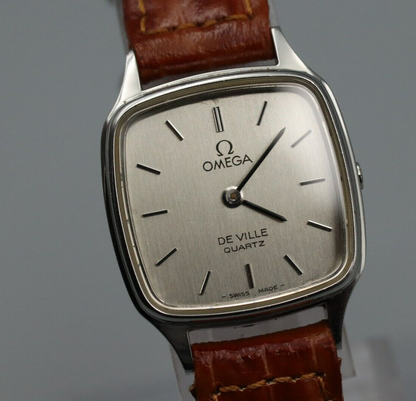 *NEAR MINT* Vintage OMEGA De Ville Quartz Silver Dial Square Women Watch