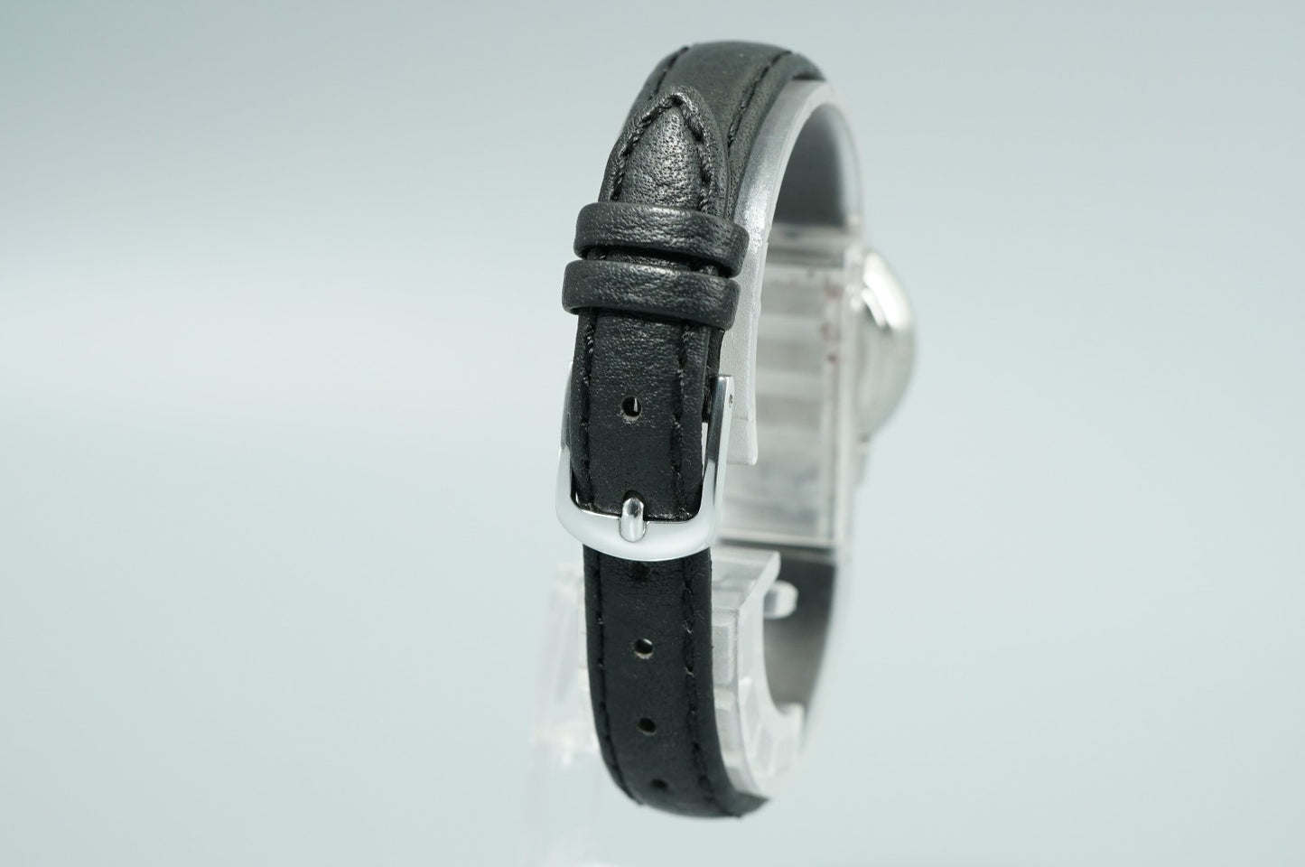 *N MINT* Vintage OMEGA De Ville Hand Winding Silver Cross Line 22mm Women Watch