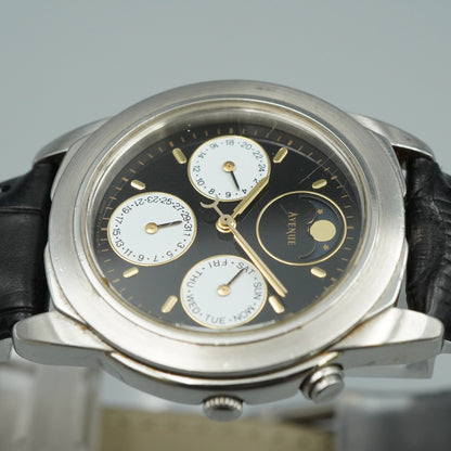 *MINT* Vintage SIKO AVENUE 7F39-6060 Quartz Black Dial Round 35mm Mens Watch