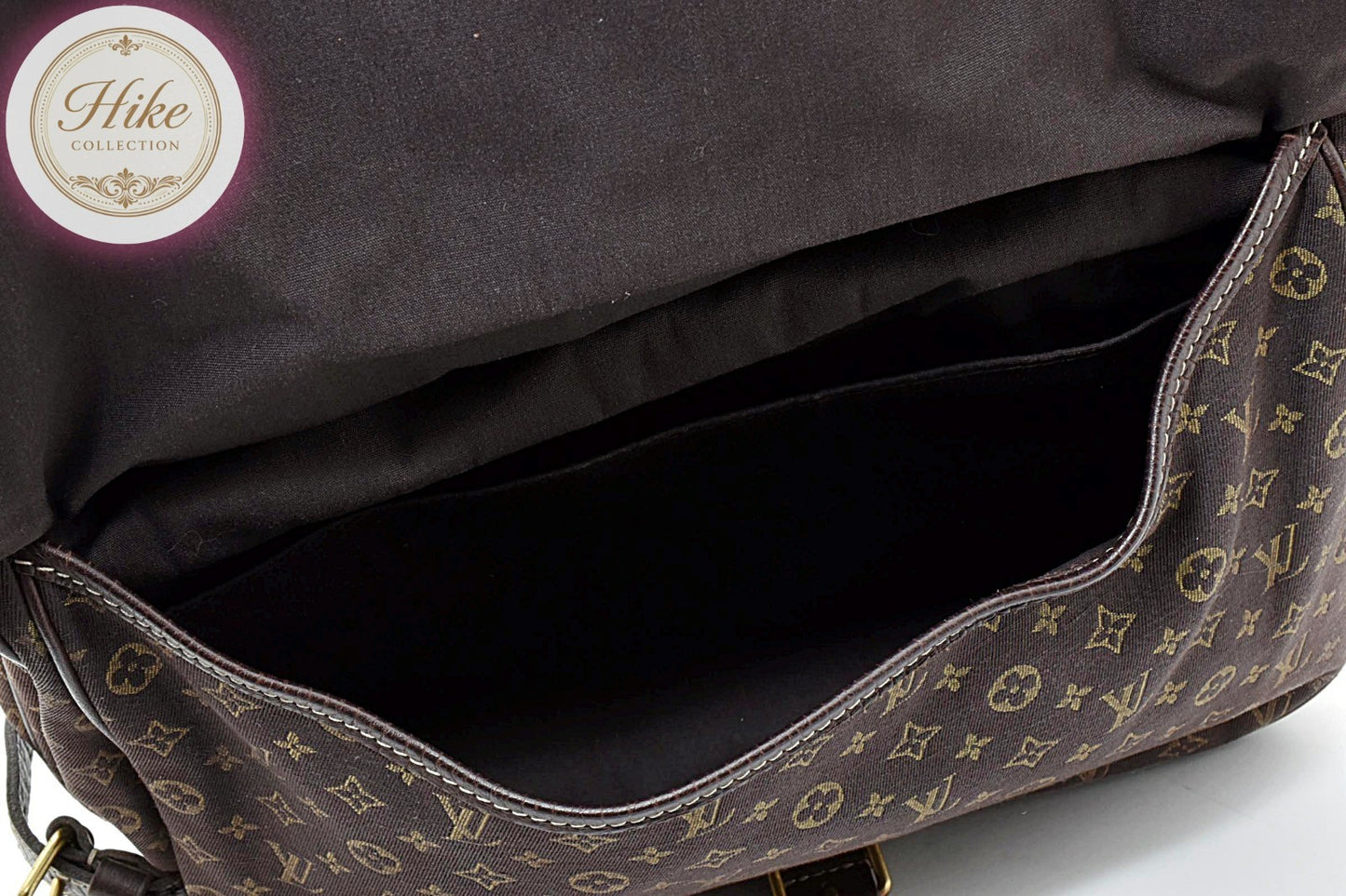 Louis Vuitton Saumur 30 Monogram Crossbody bag M95227 Authentic Condition *A*
