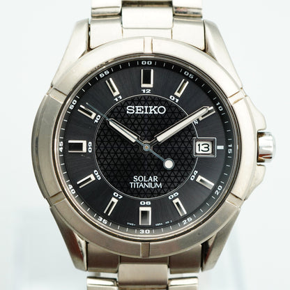 *N MINT* Vintage SEIKO Solar Titanium V145-0AX0 Qz Black Round 35mm Mens Watch