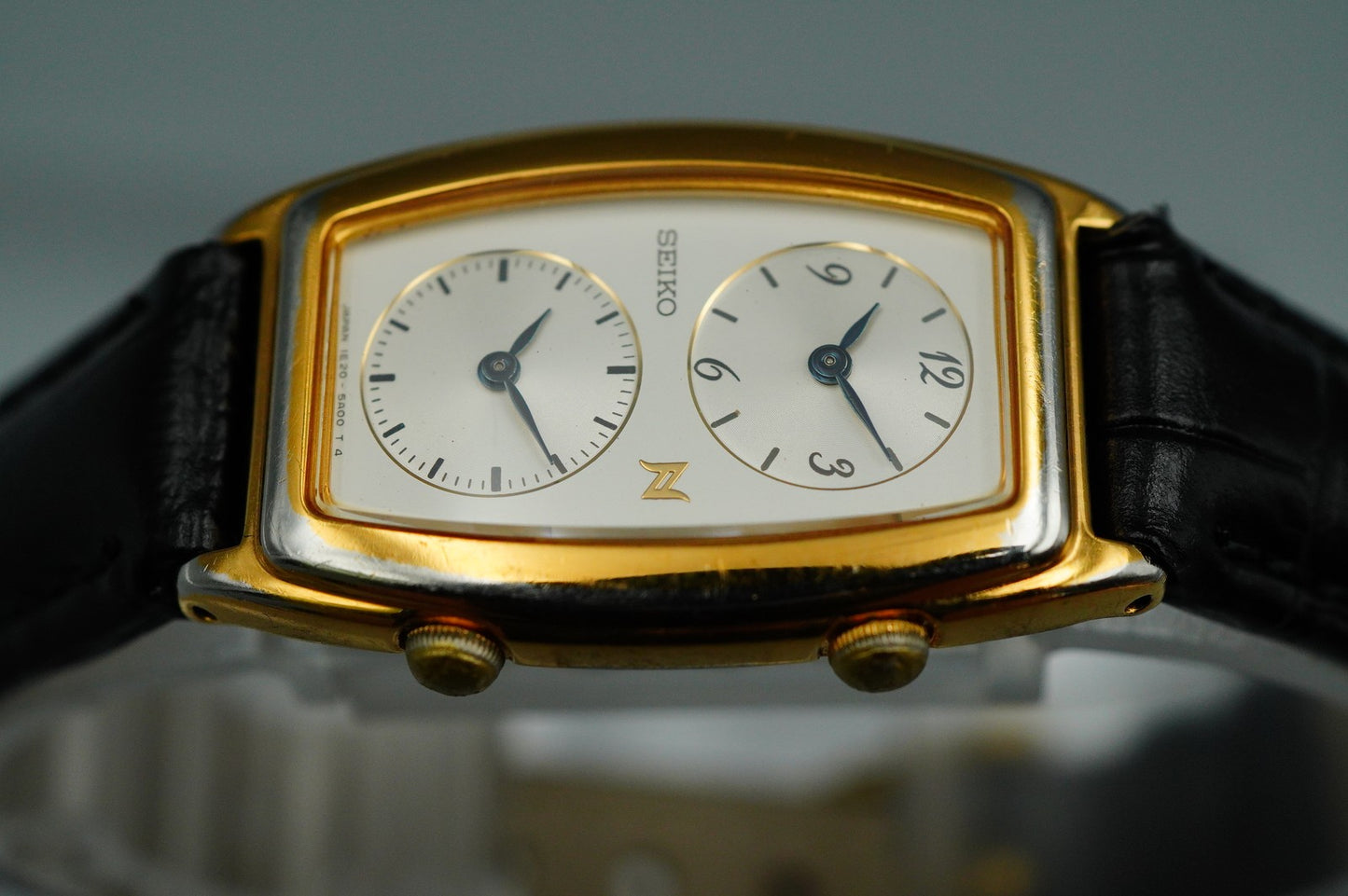 *Exc+5* Vintage SEIKO 1E20-3A00 Quartz White Dial Rectangle 21mm Women Watch