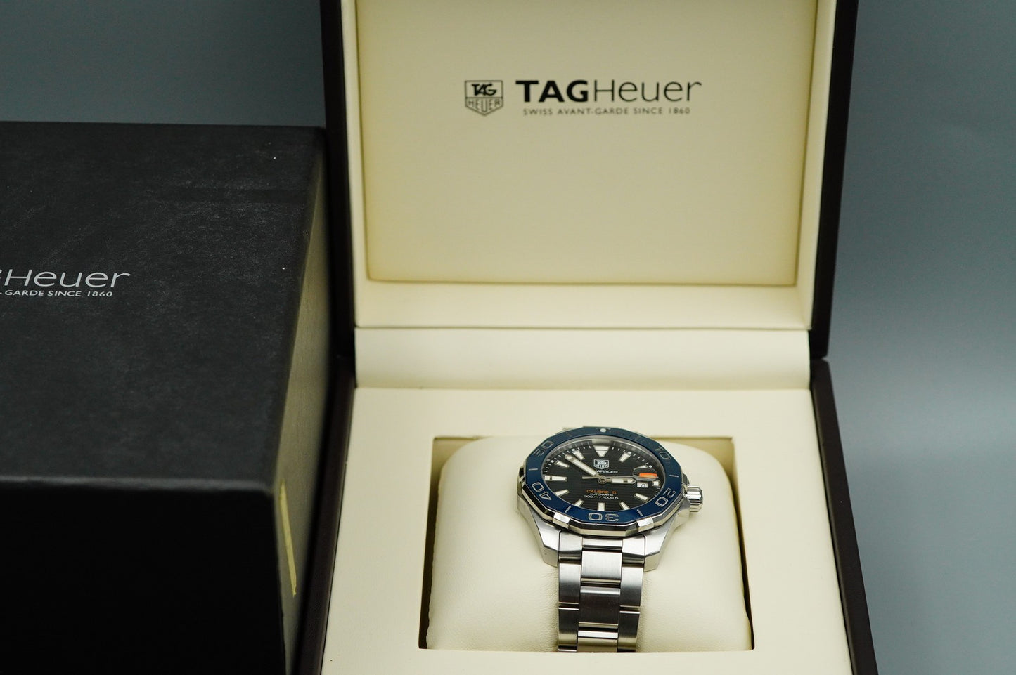 *NEAR MINT*  TAG HEUER Aquaracer WAY2110 Automatic Blue Round 41mm Mens Watch