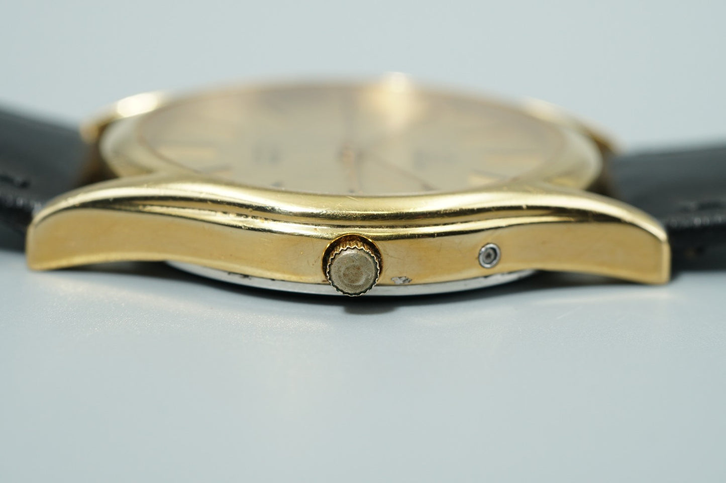 N MINT Vintage 1983 OMEGA De Ville Cal.1336 Ref.191.0096 Qz Gold 32mm Mens Watch
