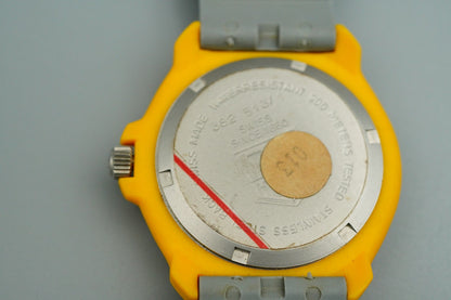 *MINT* Vintage 1990s TAG Heuer Formula 1 Quartz Yellow Dial 35mm Mens Watch
