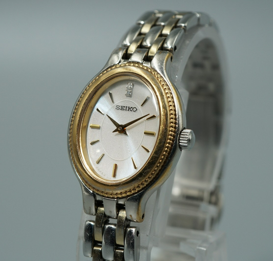 *Exc+5* SEIKO V110-0AY0 Quartz White Dial Oval 21mm Women Watch