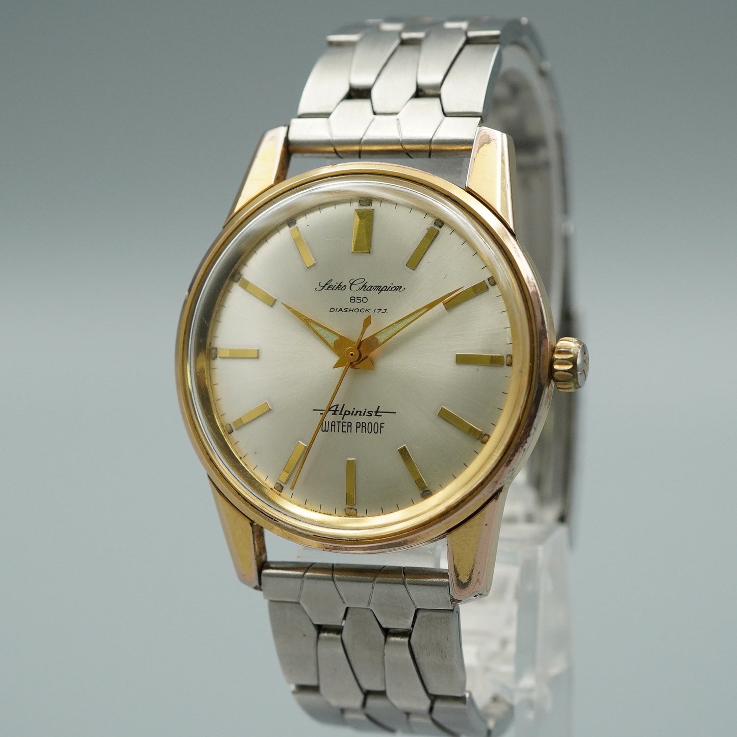 N MINT Vintage SEIKO Campion 850 Alpinist Hand Winding Silver 35mm Mens Watch