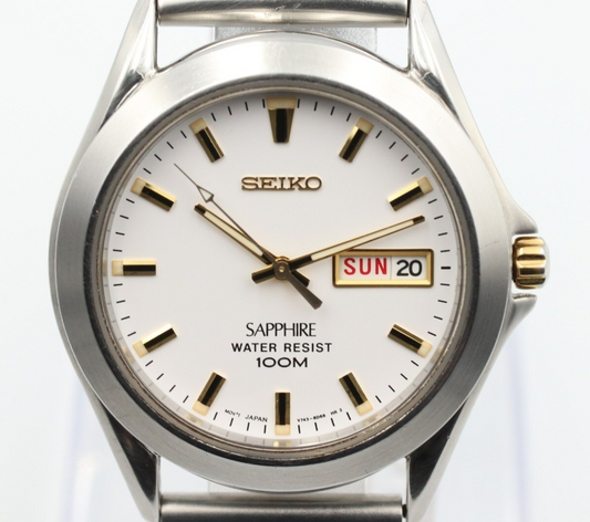 *NEAR MINT* Vintage SEIKO SAPRHIRE 9943-8000 Quartz White Dial Round Mens Watch