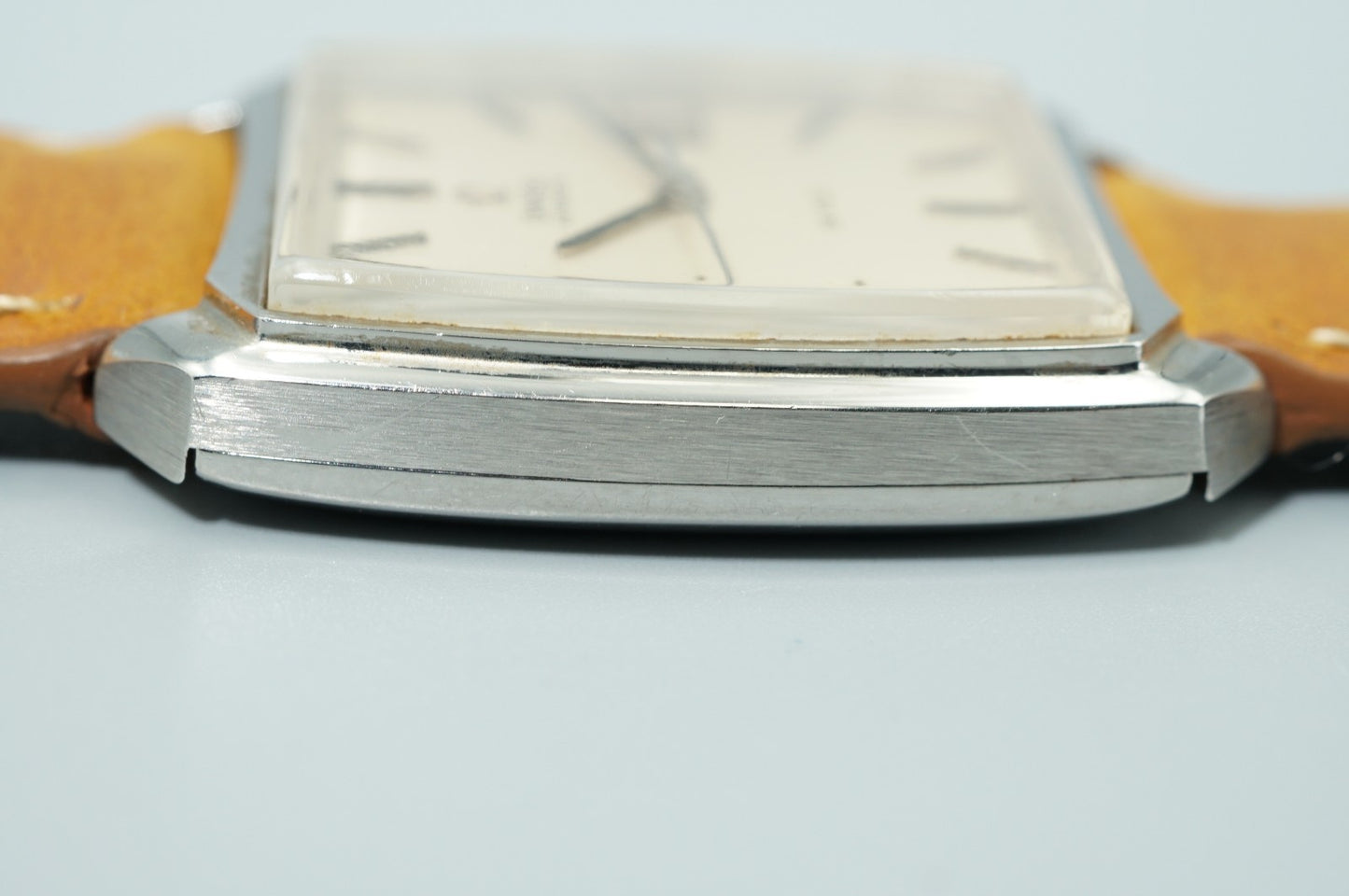 N MINT Vintage 1970 OMEGA De Ville Cal.1002 Hand Wind White 32mm Mens Watch
