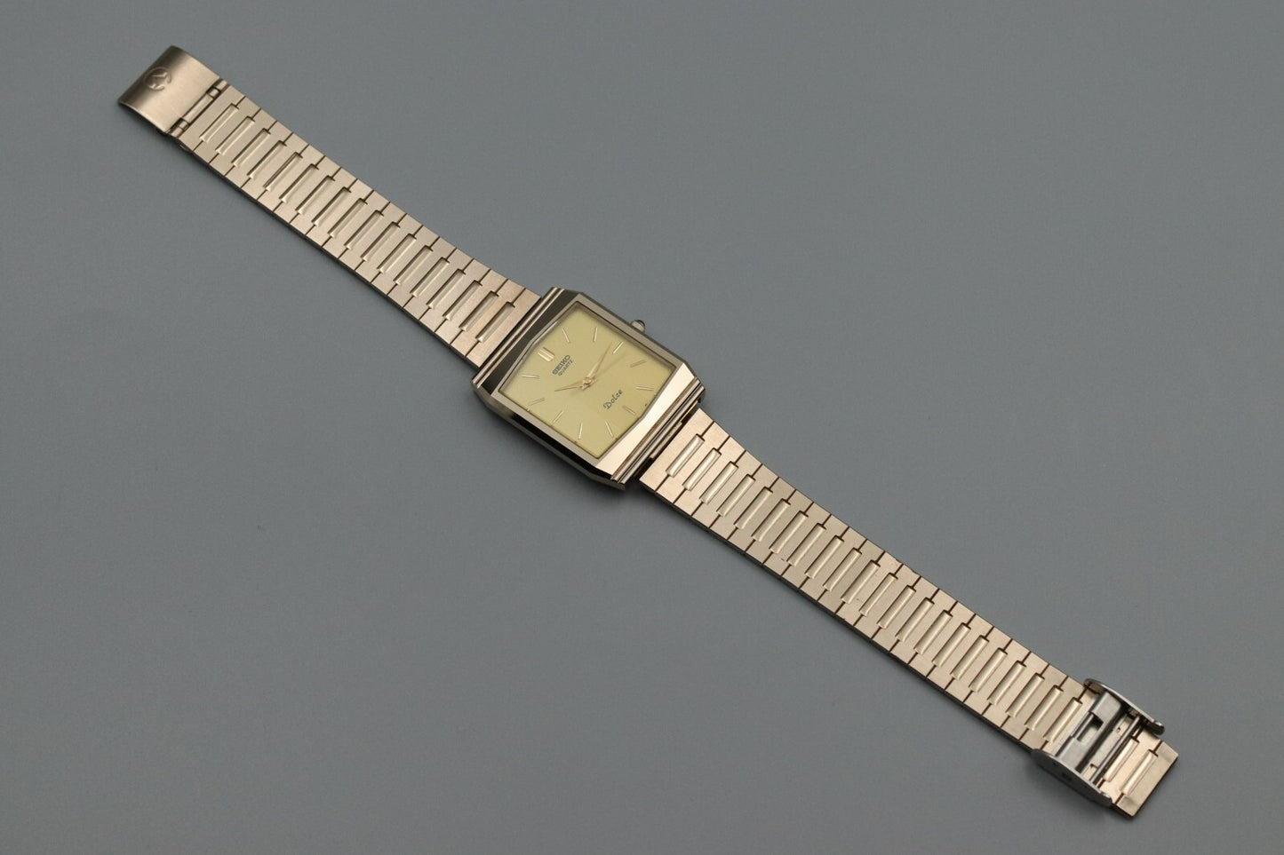 *NEAR MINT* Vintage SEIKO Dolce 9521-5170 Quartz Gold Dial Square  Mens Watch