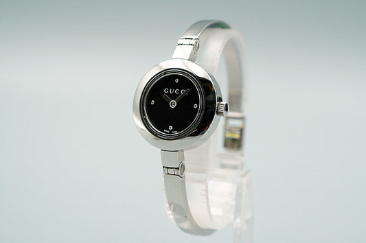 *NEAR MINT* Gucci Quartz Black Dial Round 26 mm Women,Ladies Watch