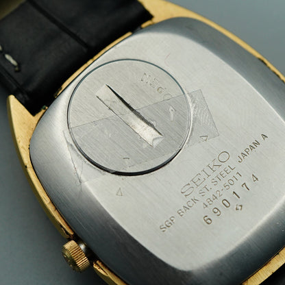 *Exc+5* Vintage 1975 SEIKO GRAND 4842-5011 Quartz Gold Square 34mm Mens Watch