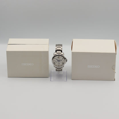 *MINT* SEIKO Premier Kinetic Moon Phase 5D88-0AH0 Quartz White 42mm Mens Watch