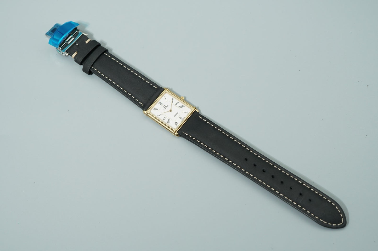 N MINT Vintage 1977 OMEGA De Ville Cal.1450 Qz White Rectangle 24mm Women Watch