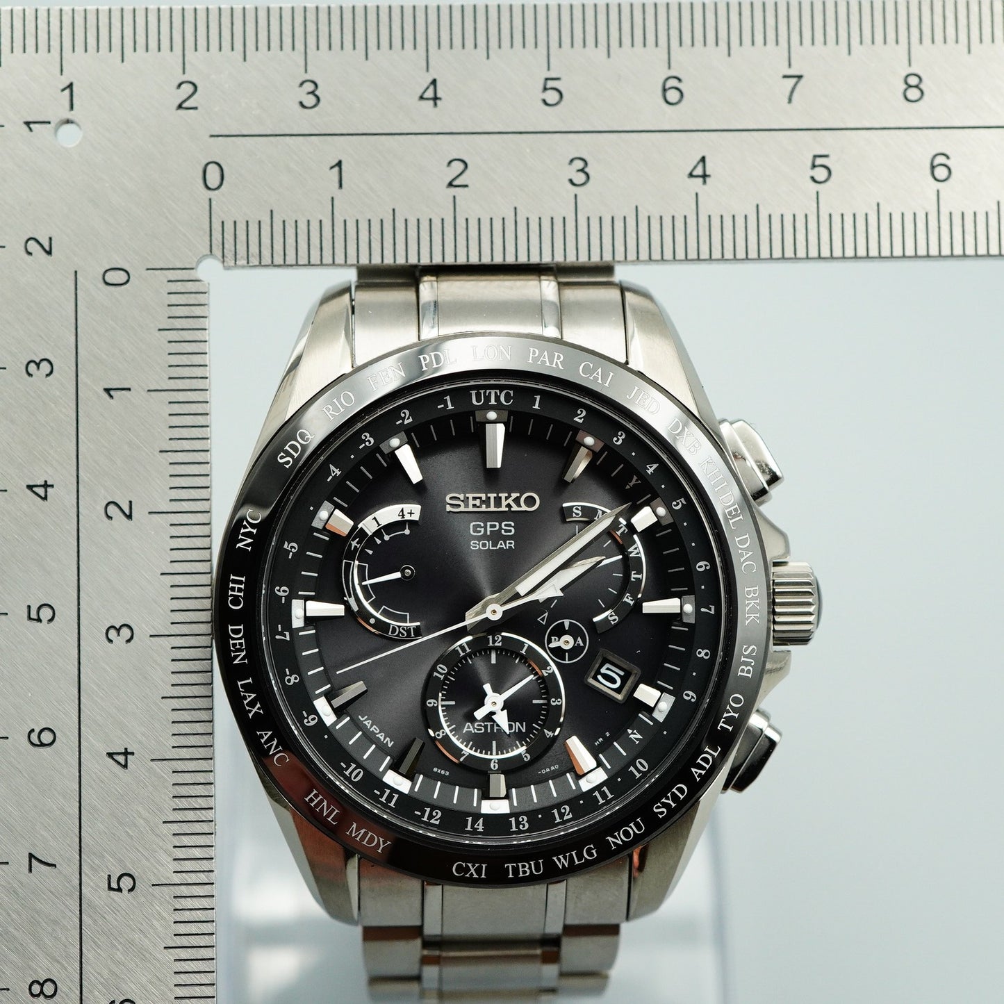 *MINT in Box* SEIKO ASTRON SBXB045 8X53-0AB0 Solar Black Round 45mm Mens Watch