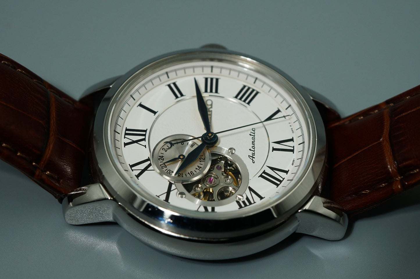 *N MINT++*  SEIKO  4R39-00K0 Automatic White Dial Round 39mm Mens Watch