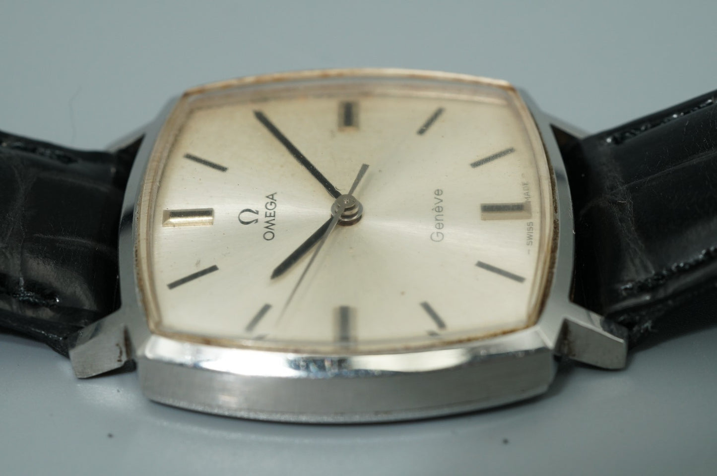 serviced Vintage 1970 OMEGA Geneve Cal.601 Hand Wind Silver 31mm Mens Watch