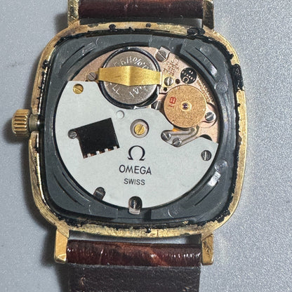 *N MINT* Vintage OMEGA De Ville Cal.1330 Quartz Gold Dial Square 31mm Mens Watch
