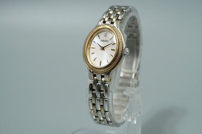 *Exc+5* SEIKO V110-0AY0 Quartz White Dial Oval 21mm Women Watch