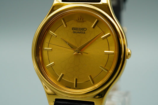 *MINT* Vintage SEIKO V701-1P70 Quartz Gold Dial Round 32mm Mens Watch