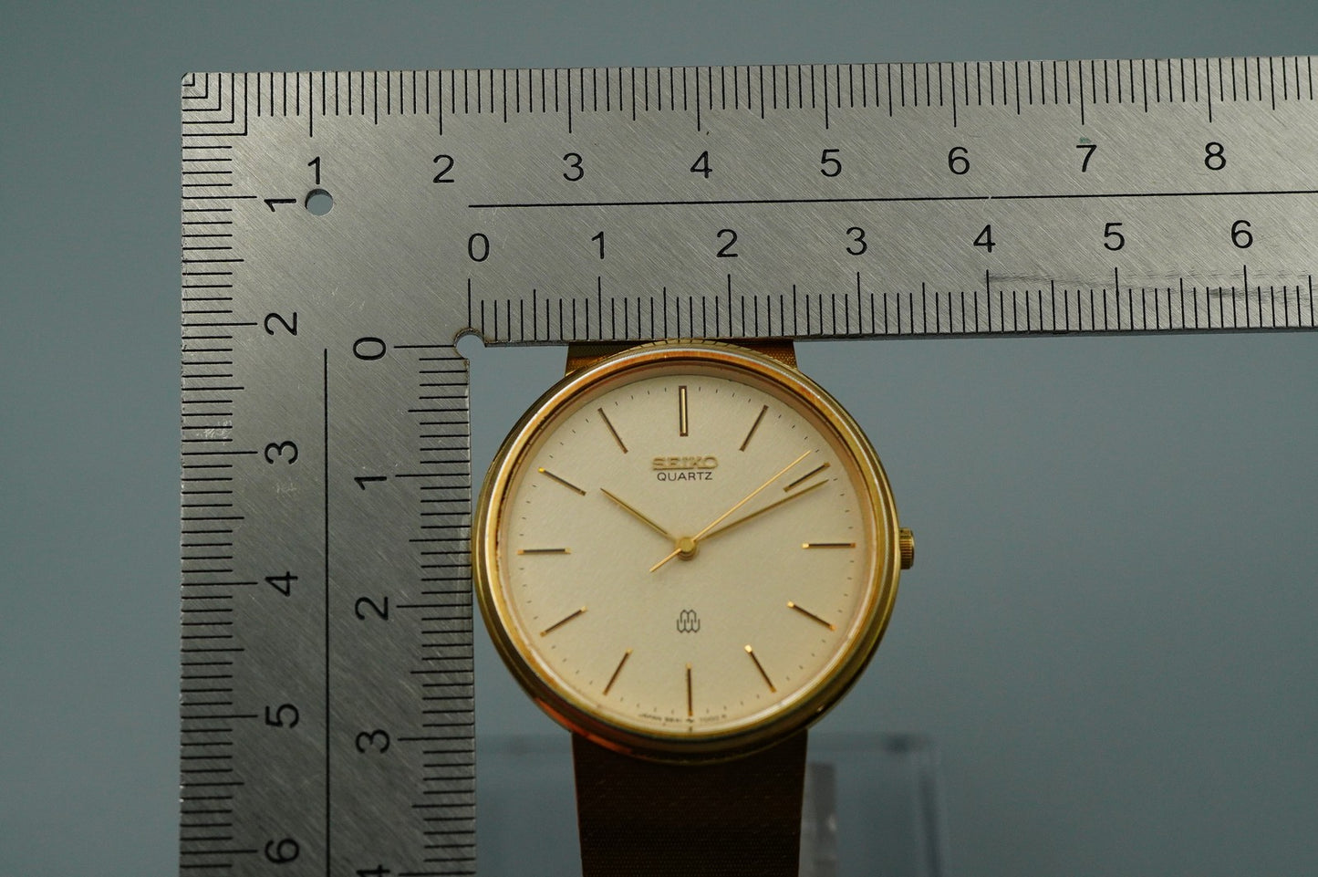 *NEAR MINT* Vintage SEIKO Dolce 9641-7000 Quartz Cream Dial 32 mm Women Watch