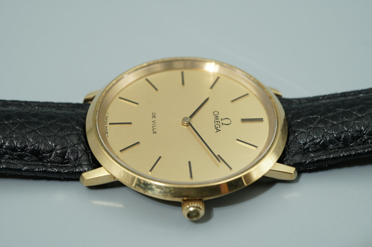 Vintage 1973 OMEGA De Ville Cal.625 Ref.111.0107 Hand Wind Gold 33mm Mens Watch
