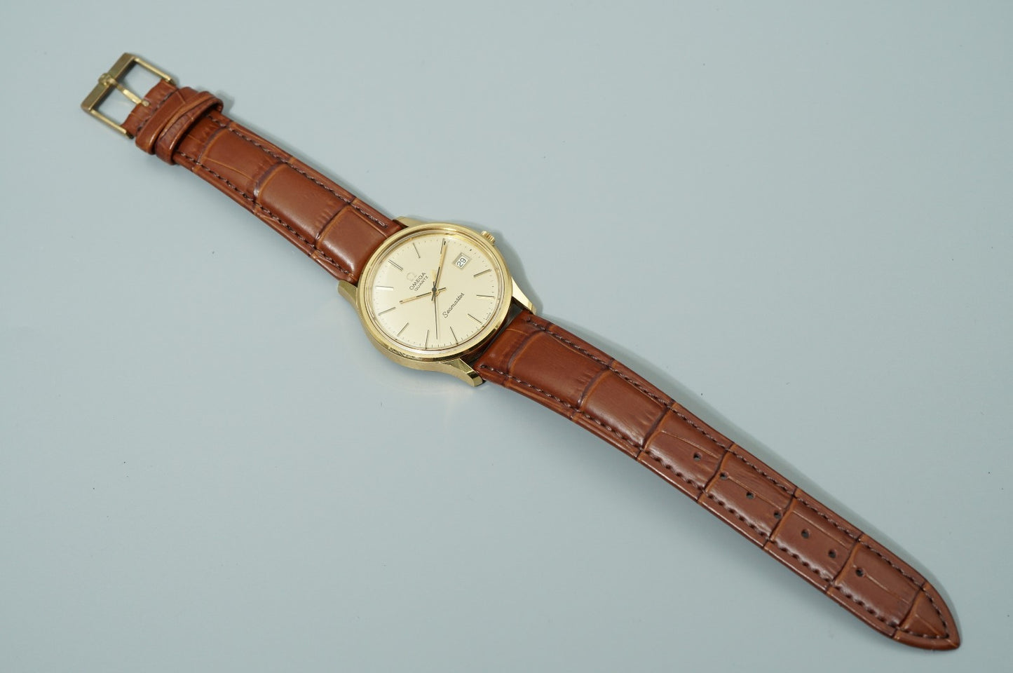 *NEAR MINT* Vintage 1977 OMEGA Seamaster Cal.1342 Qz Gold Round 35mm Mens Watch