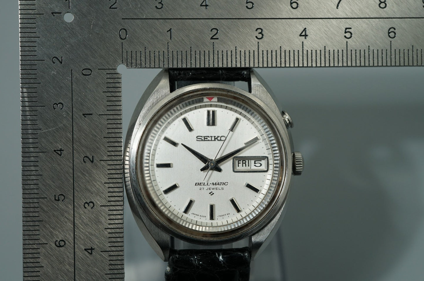 N MINT Vintage 1967 SEIKO BELL-MATIC 4006-7000 Automatic Silver 38mm Mens Watch
