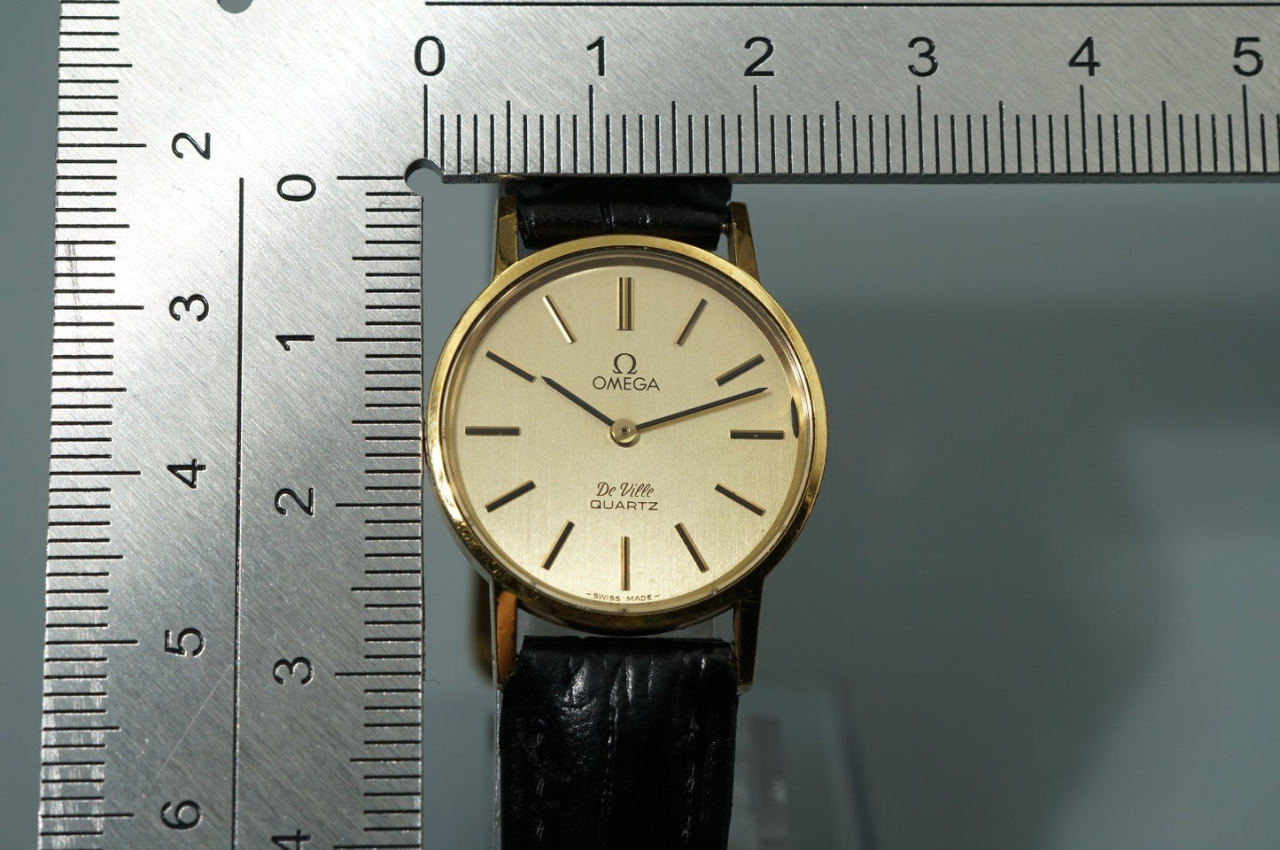*Exc+5* Vintage OMEGA De Ville Cal.1351 Qz Gold Round 24mm Women,Ladies Watch