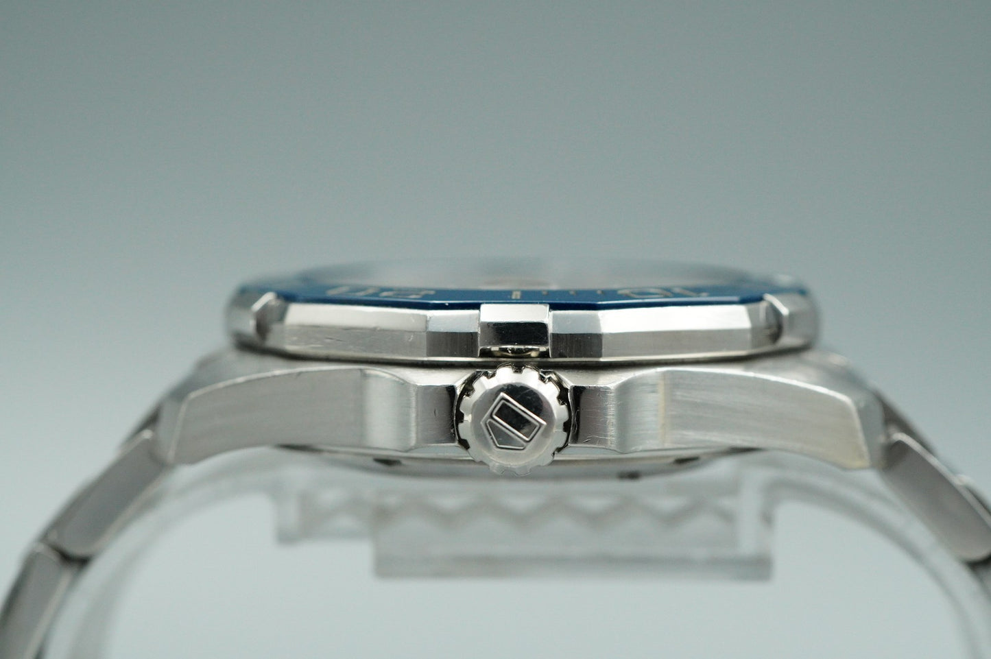 *NEAR MINT*  TAG HEUER Aquaracer WAY2110 Automatic Blue Round 41mm Mens Watch