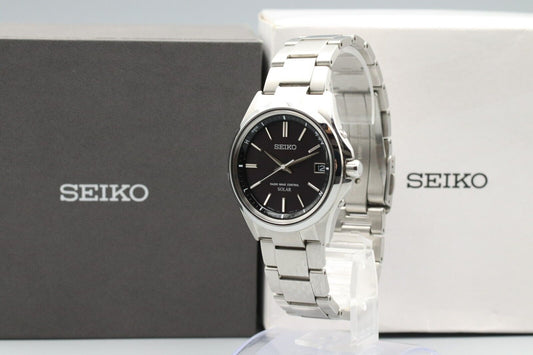 **MINT** SEIKO Radio Wave Control 7B24-0BN0 SOLAR Black Dial Day Date Mens Watch